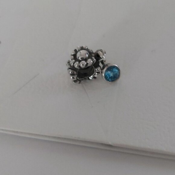 Authentic PANDORA *RETIRED*& RARE SS Blue Topaz Flower Daisy Dangle 790386TPP - Picture 6 of 16